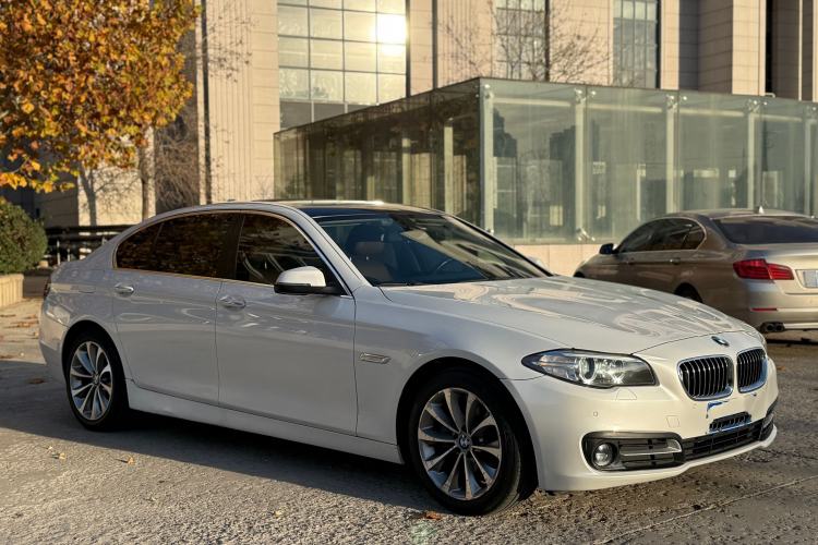 Used BMW 5 Series 2017 525Li Leading Model Exterior 2