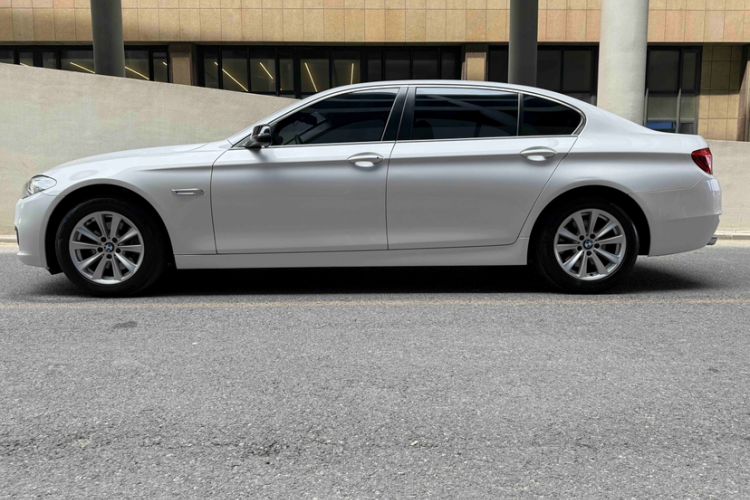 Used BMW 5 Series 2017 520Li Elegant Edition Exterior 3