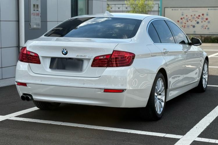 Used BMW 5 Series 2017 525Li Luxury Design Package Exterior 4