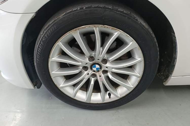 Used BMW 5 Series 2017 525Li Luxury Design Package Exterior 4