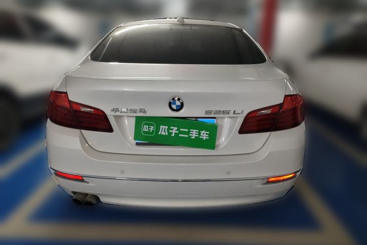 Used BMW 5 Series 2017 525Li Luxury Design Package Exterior 4
