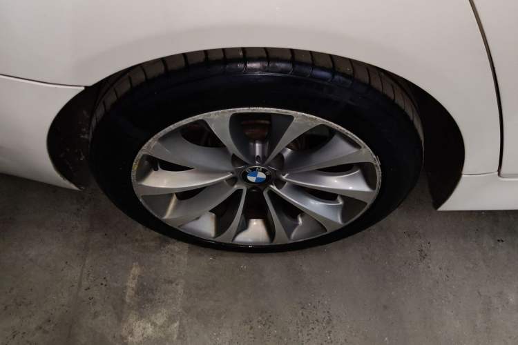 Used BMW 5 Series 2017 525Li Leading Model Exterior 5