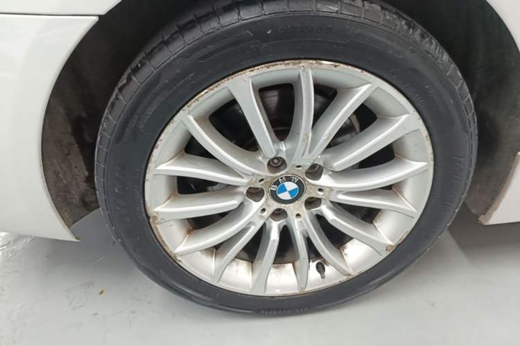 Used BMW 5 Series 2017 525Li Luxury Design Package Exterior 5