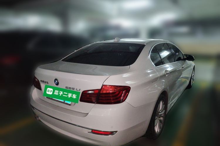 Used BMW 5 Series 2017 525Li Luxury Design Package Exterior 5