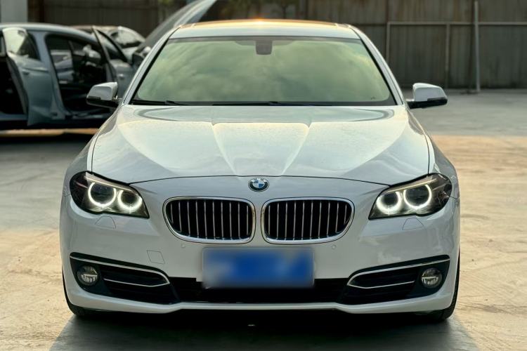 Used BMW 5 Series 2017 525Li Luxury Design Package Exterior 6