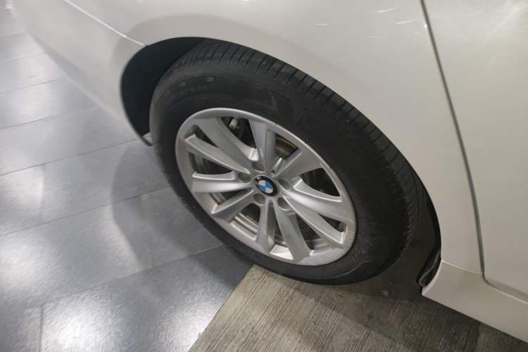 Used BMW 5 Series 2017 520Li Elegant Edition Exterior 8