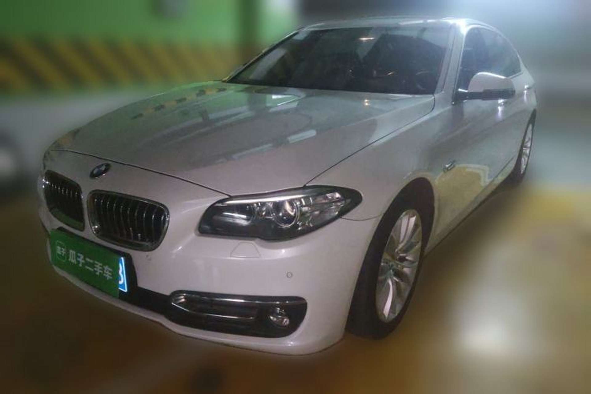Used BMW 5 Series 2017 525Li Luxury Design Package Front Left 45 Deg