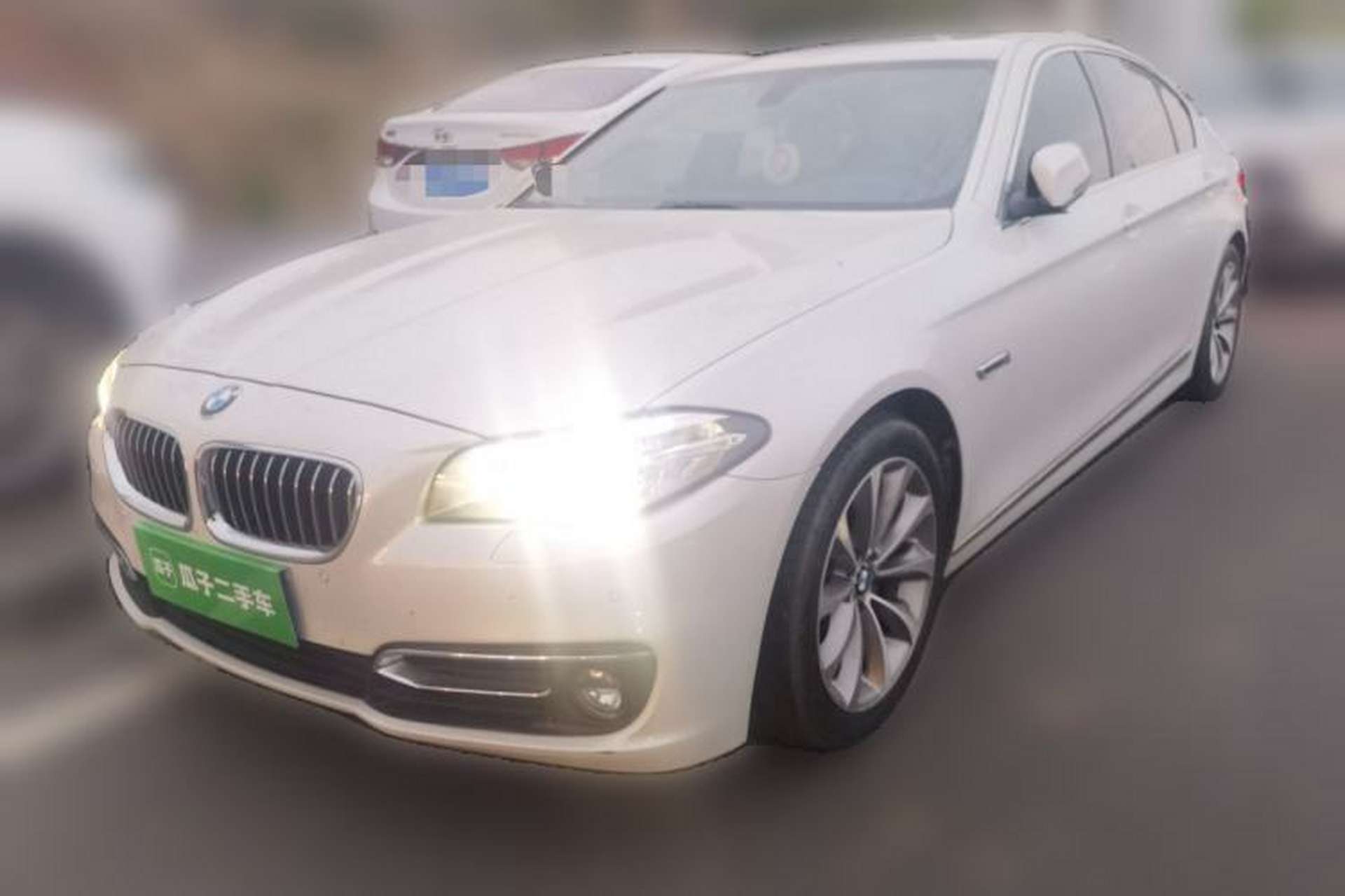 Used BMW 5 Series 2017 525Li Leading Model Front Left 45 Deg