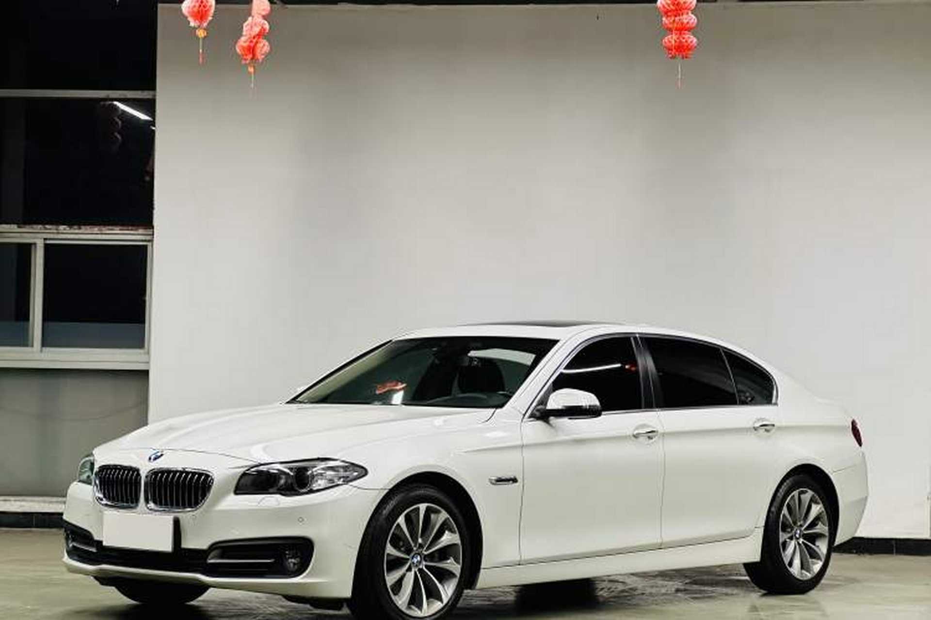 Used BMW 5 Series 2017 525Li Leading Model Front Left 45 Deg