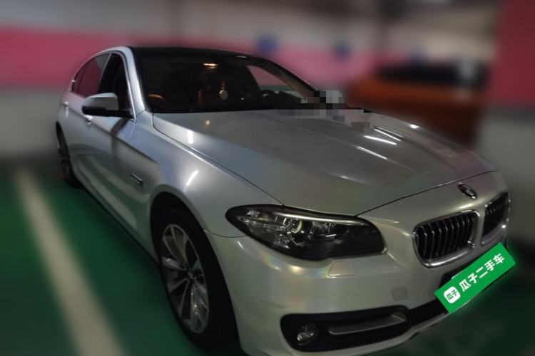 Used BMW 5 Series 2017 528Li Leading Model Front Right 45 Deg