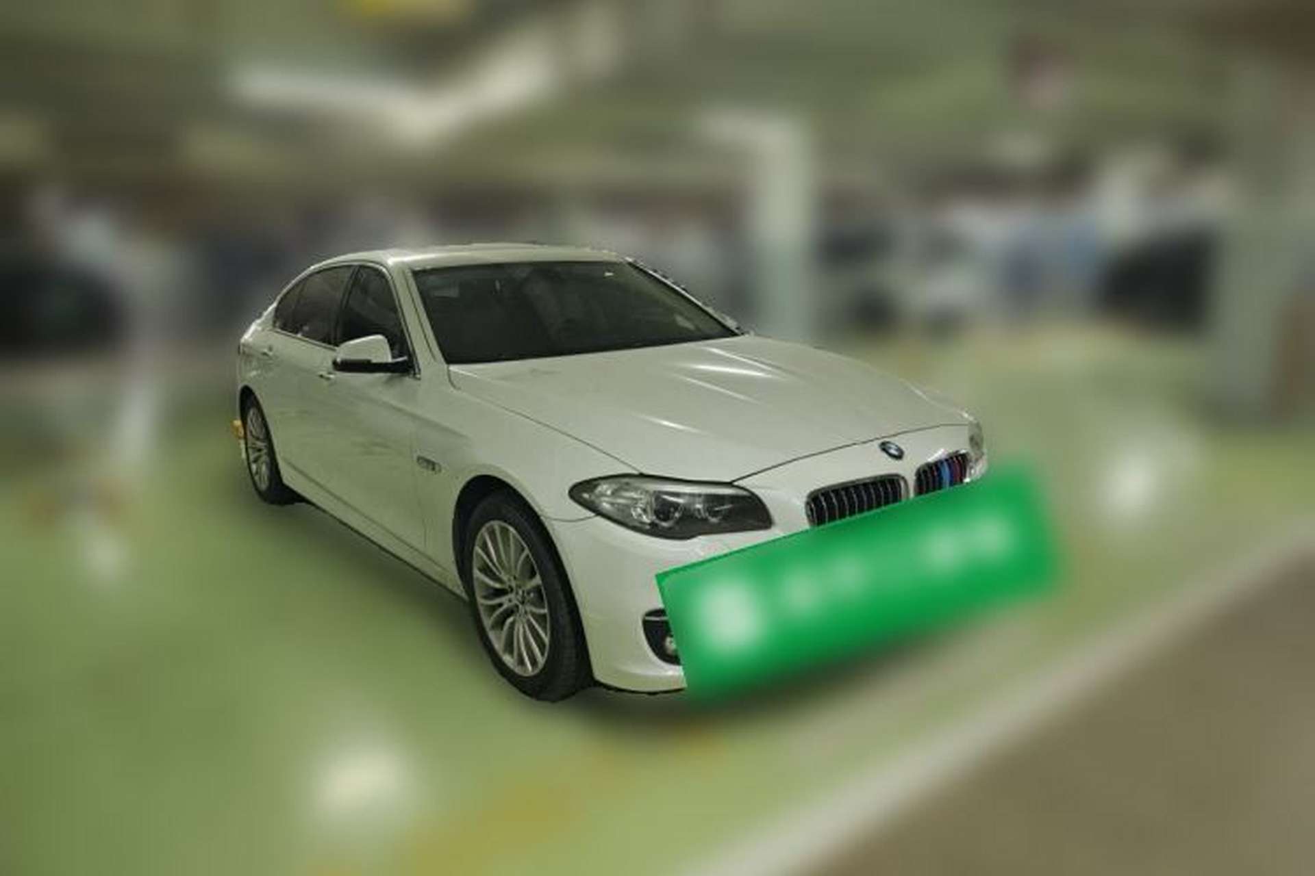 Used BMW 5 Series 2017 525Li Luxury Design Package Front Right 45 Deg