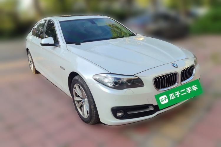 Used BMW 5 Series 2017 520Li Elegant Edition Front Right 45 Deg