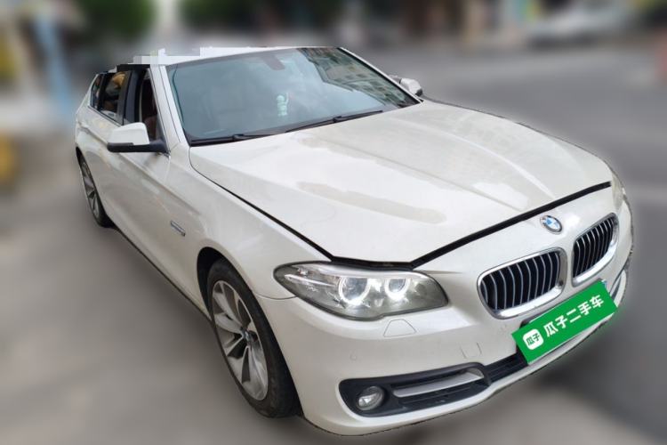 Used BMW 5 Series 2017 528Li Leading Model Front Right 45 Deg