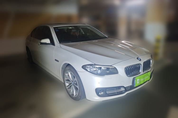 Used BMW 5 Series 2017 528Li Leading Model Front Right 45 Deg