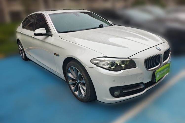 Used BMW 5 Series 2017 525Li Leading Model Front Right 45 Deg