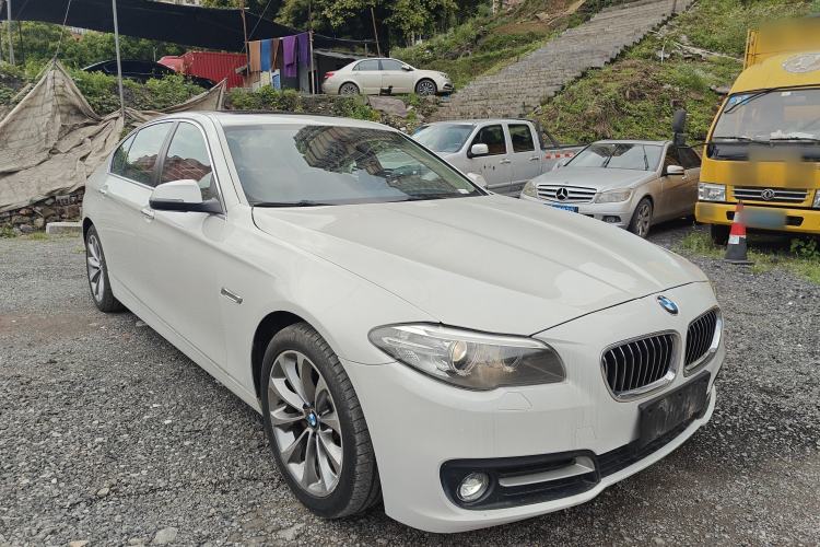 Used BMW 5 Series 2017 525Li Leading Model Front Right 45 Deg