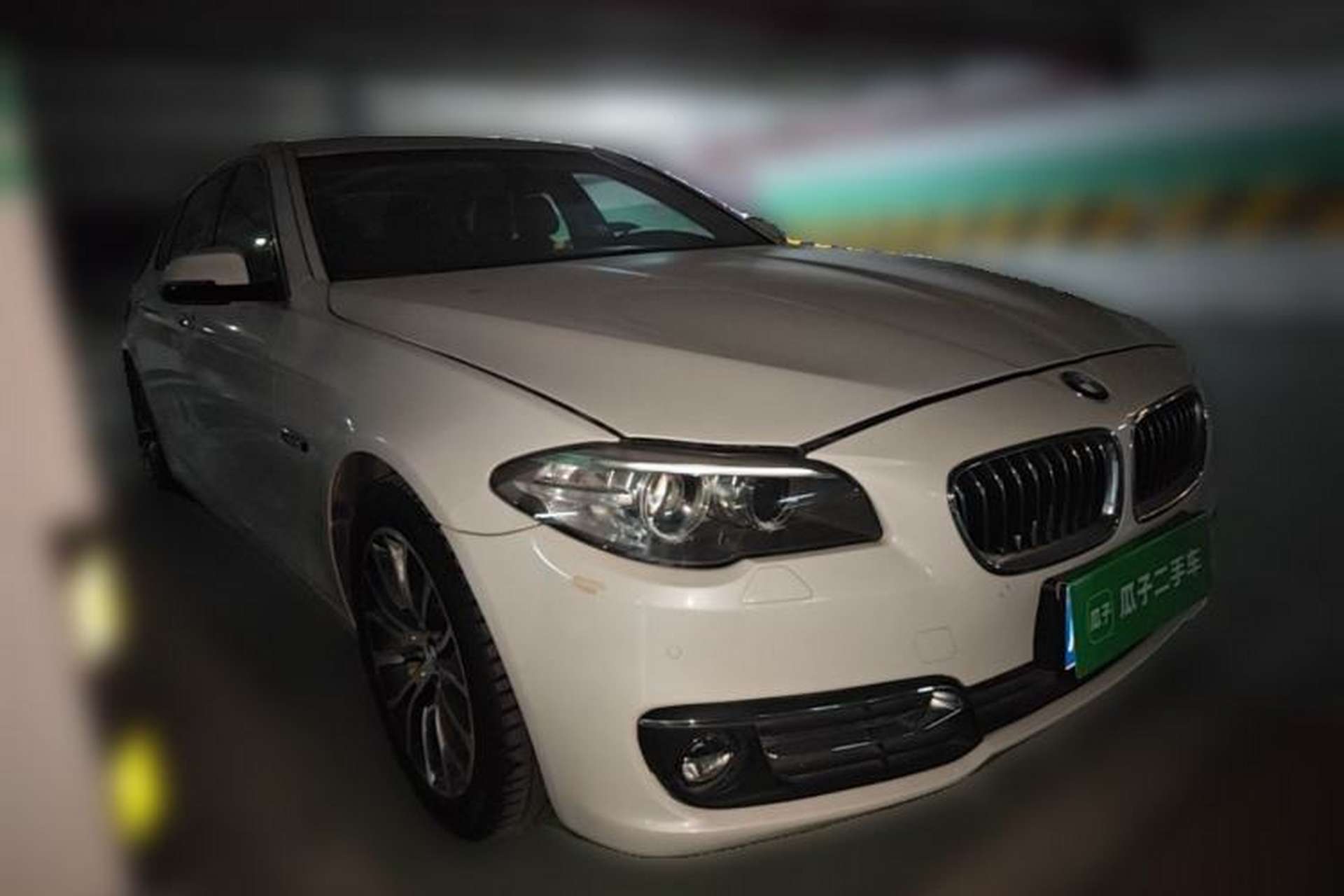 Used BMW 5 Series 2017 525Li Luxury Design Package Front Right 45 Deg