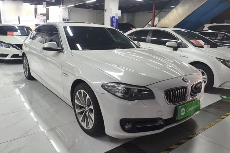 Used BMW 5 Series 2017 525Li Leading Model Front Right 45 Deg
