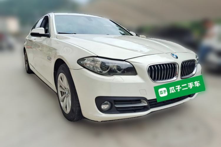 Used BMW 5 Series 2017 520Li Elegant Edition Front Right 45 Deg