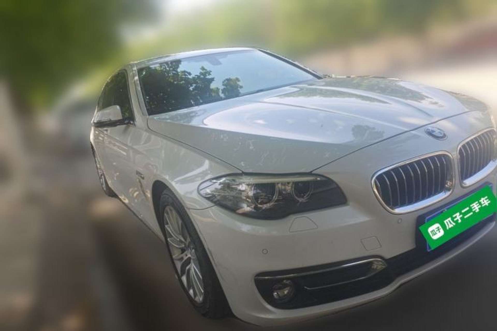 Used BMW 5 Series 2017 525Li Luxury Design Package Front Right 45 Deg