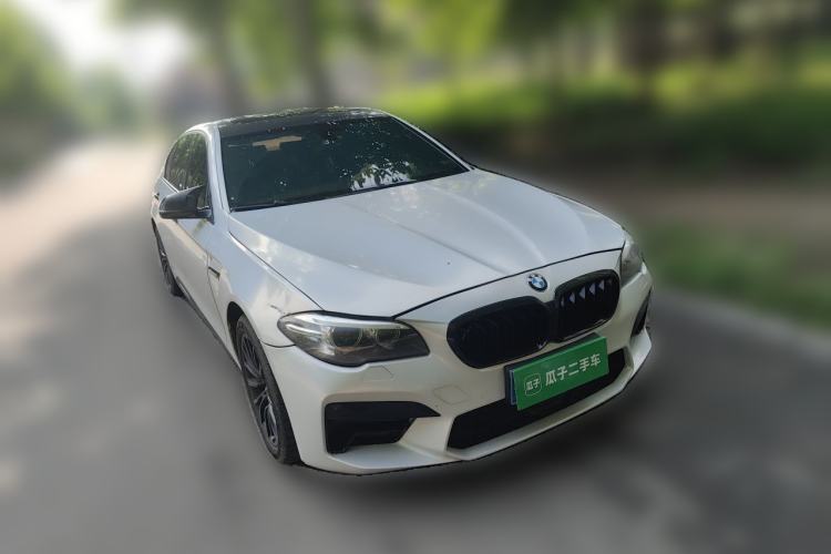 Used BMW 5 Series 2017 525Li Luxury Design Package Front Right 45 Deg