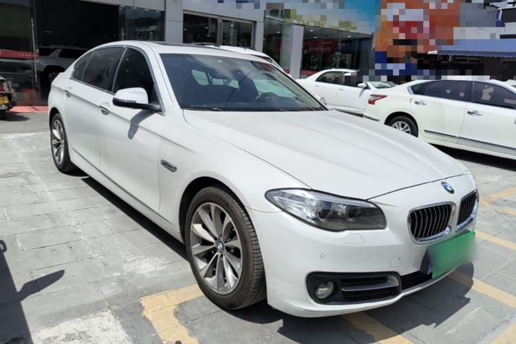 Used BMW 5 Series 2017 525Li Leading Model Front Right 45 Deg