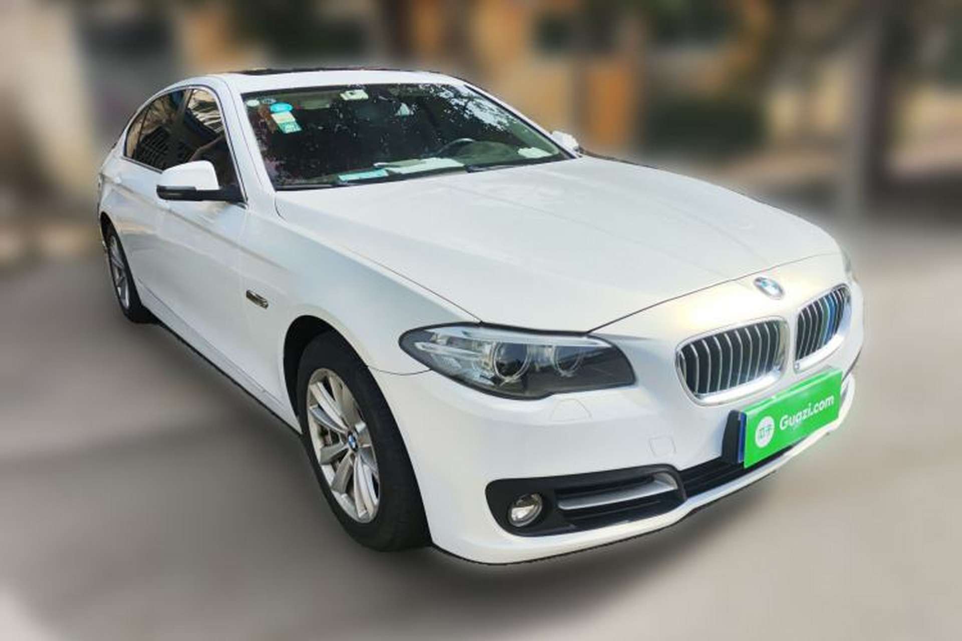 Used BMW 5 Series 2017 520Li Elegant Edition Front Right 45 Deg