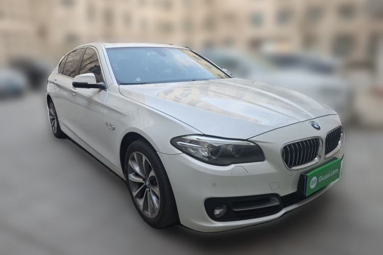 Used BMW 5 Series 2017 528Li Leading Model Front Right 45 Deg