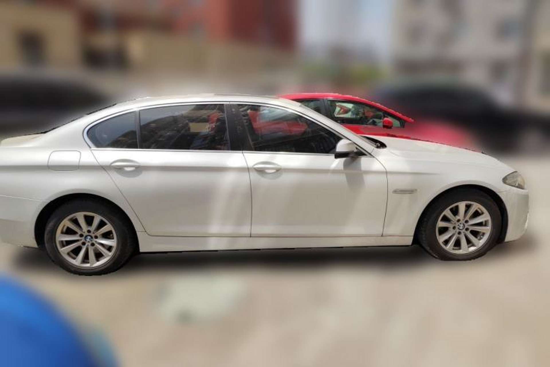 Used BMW 5 Series 2017 520Li Elegant Edition Front Right 45 Deg