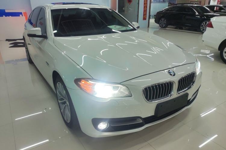 Used BMW 5 Series 2017 525Li Leading Model Front Right 45 Deg