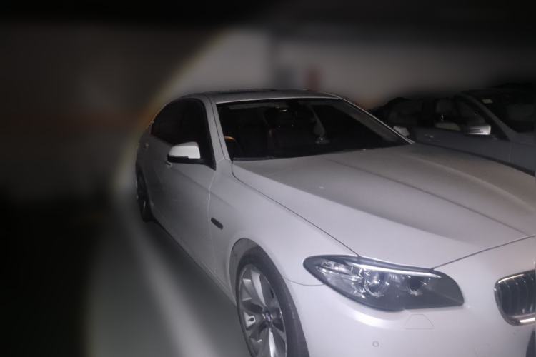 Used BMW 5 Series 2017 525Li Leading Model Front Right 45 Deg