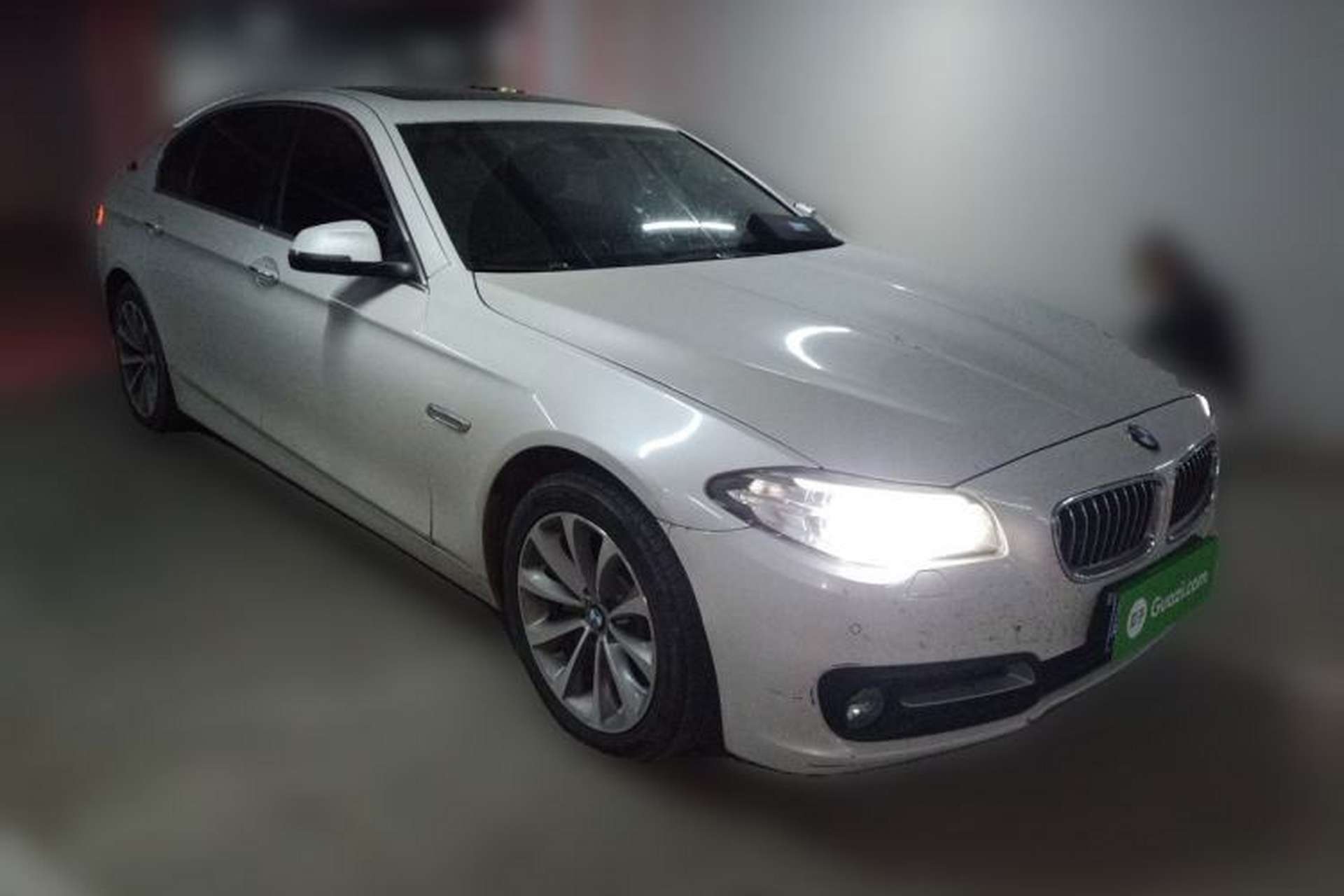 Used BMW 5 Series 2017 528Li Leading Model Front Right 45 Deg