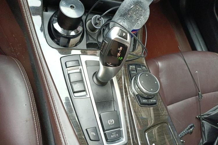 Used BMW 5 Series 2017 525Li Luxury Design Package Gear Lever
