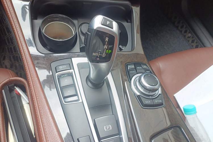 Used BMW 5 Series 2017 525Li Leading Model Gear Lever