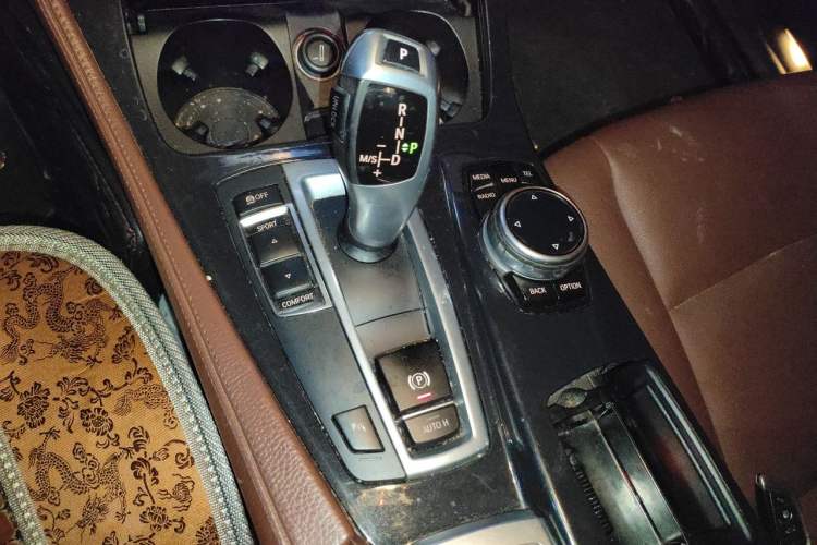 Used BMW 5 Series 2017 520Li Elegant Edition Gear Lever