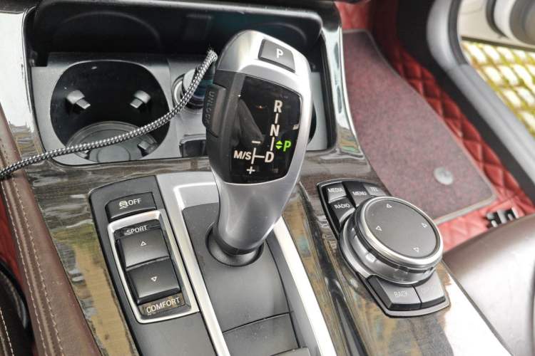 Used BMW 5 Series 2017 525Li Luxury Design Package Gear Lever