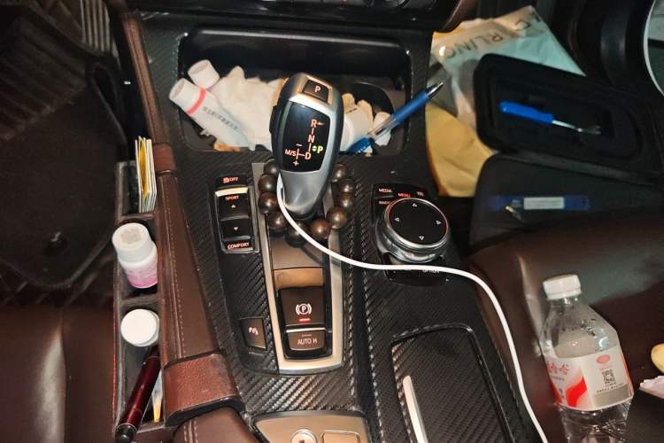 Used BMW 5 Series 2017 525Li Luxury Design Package Gear Lever