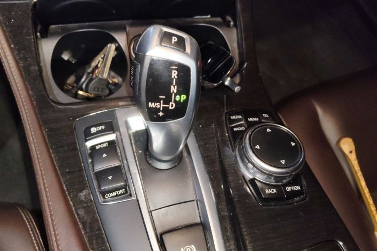 Used BMW 5 Series 2017 525Li Luxury Design Package Gear Lever
