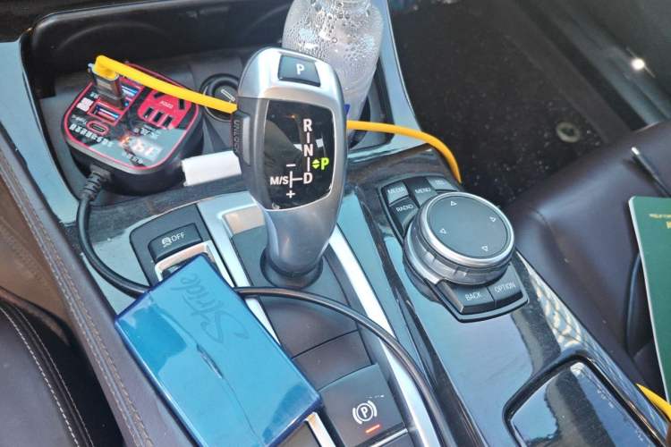 Used BMW 5 Series 2017 525Li Luxury Design Package Gear Lever