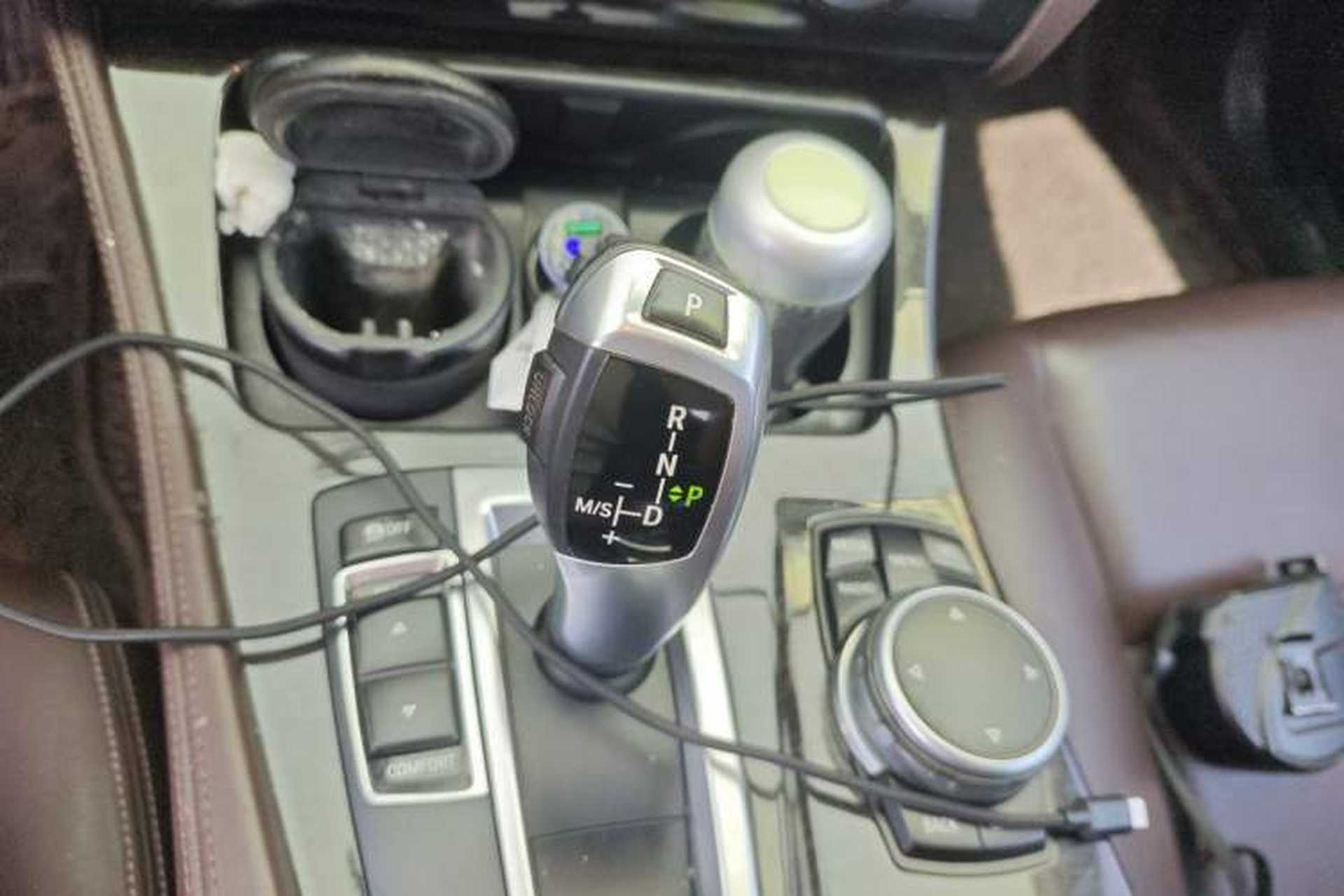 Used BMW 5 Series 2017 525Li Luxury Design Package Gear Lever