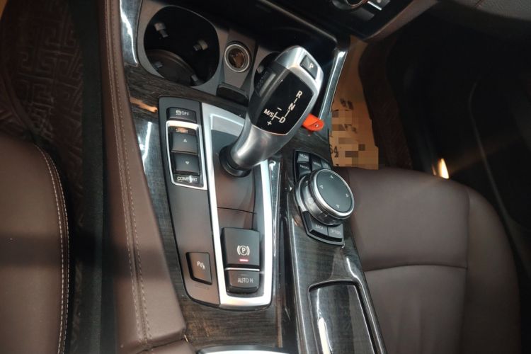 Used BMW 5 Series 2017 525Li Luxury Design Package Gear Lever