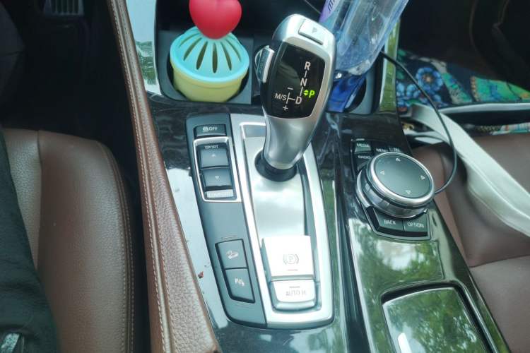 Used BMW 5 Series 2017 528Li xDrive Leading Model Gear Lever
