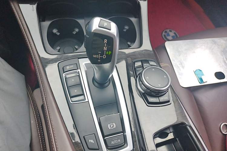 Used BMW 5 Series 2017 525Li Luxury Design Package Gear Lever
