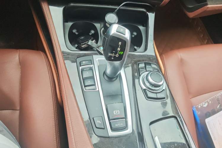 Used BMW 5 Series 2017 525Li Leading Model Gear Lever