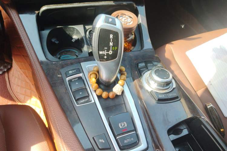Used BMW 5 Series 2017 525Li Leading Model Gear Lever