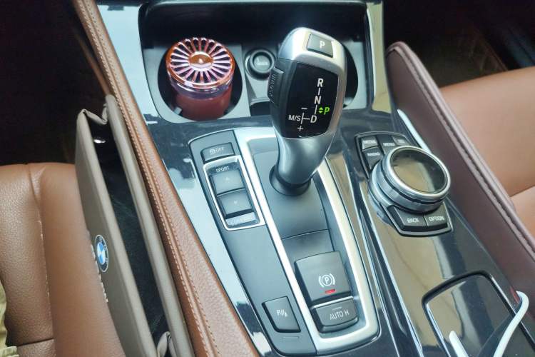 Used BMW 5 Series 2017 520Li Elegant Edition Gear Lever