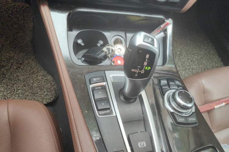 Used BMW 5 Series 2017 525Li Leading Model Gear Lever