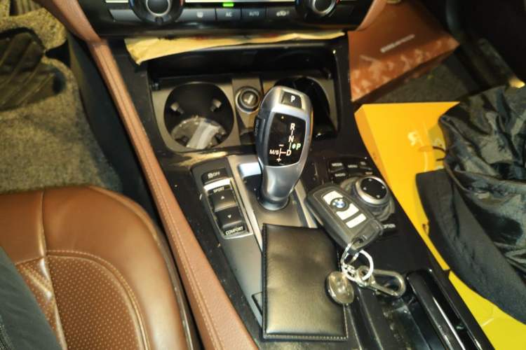 Used BMW 5 Series 2017 520Li Elegant Edition Gear Lever