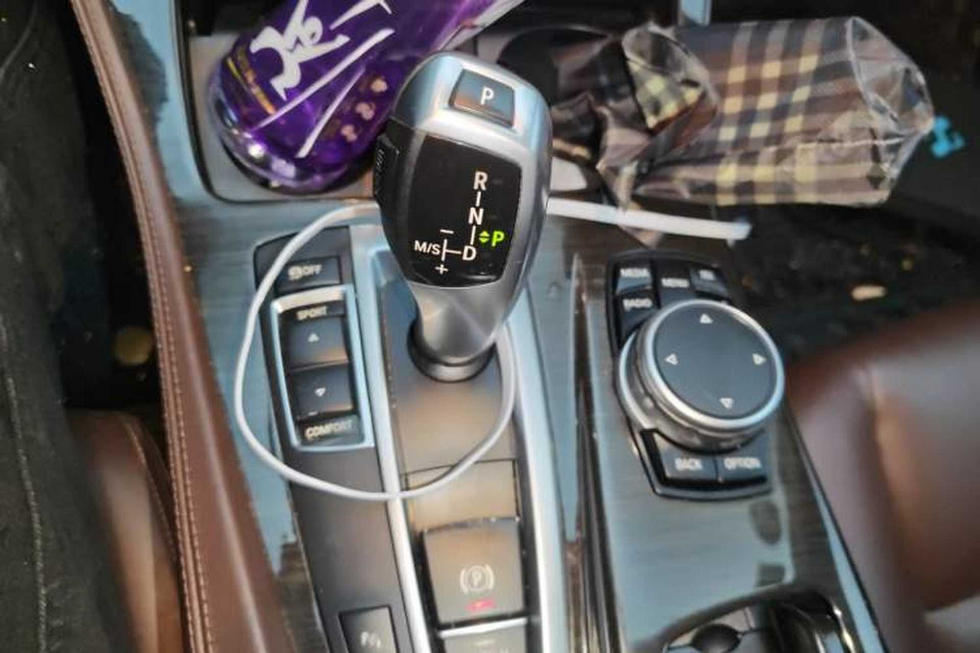 Used BMW 5 Series 2017 525Li Luxury Design Package Gear Lever
