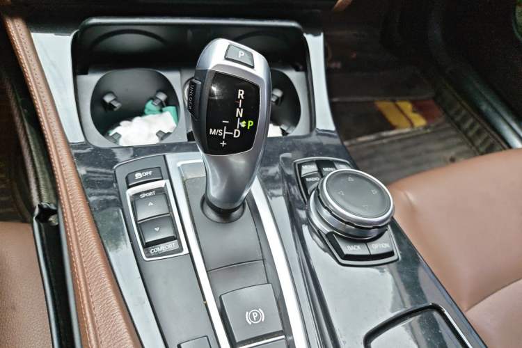 Used BMW 5 Series 2017 520Li Elegant Edition Gear Lever